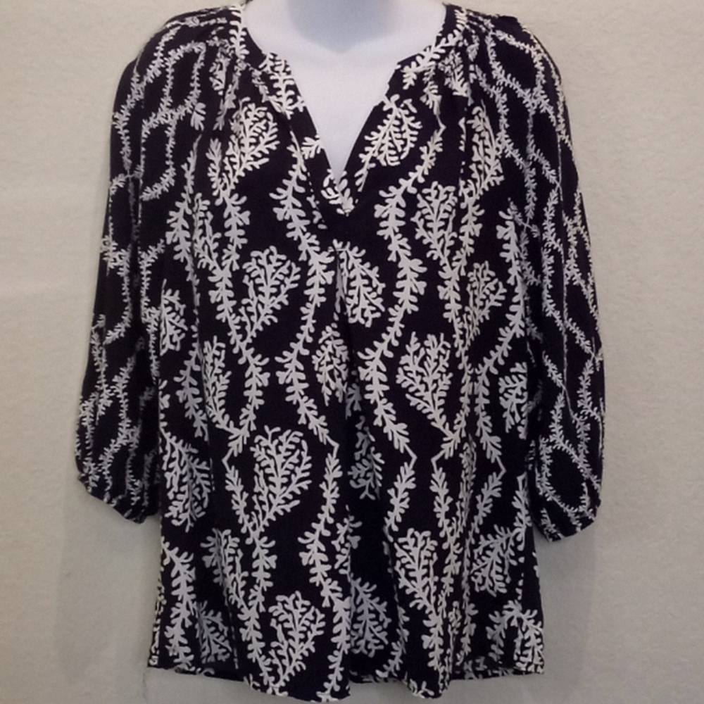 Crown & Ivy Printed Vines Blouse